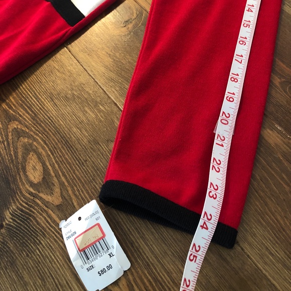 Acrylic Red n Cream Black Outline Sweater - Picture 7 of 7